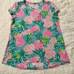 Medium Etta Tee Lilly Pulitzer Pineapple Print